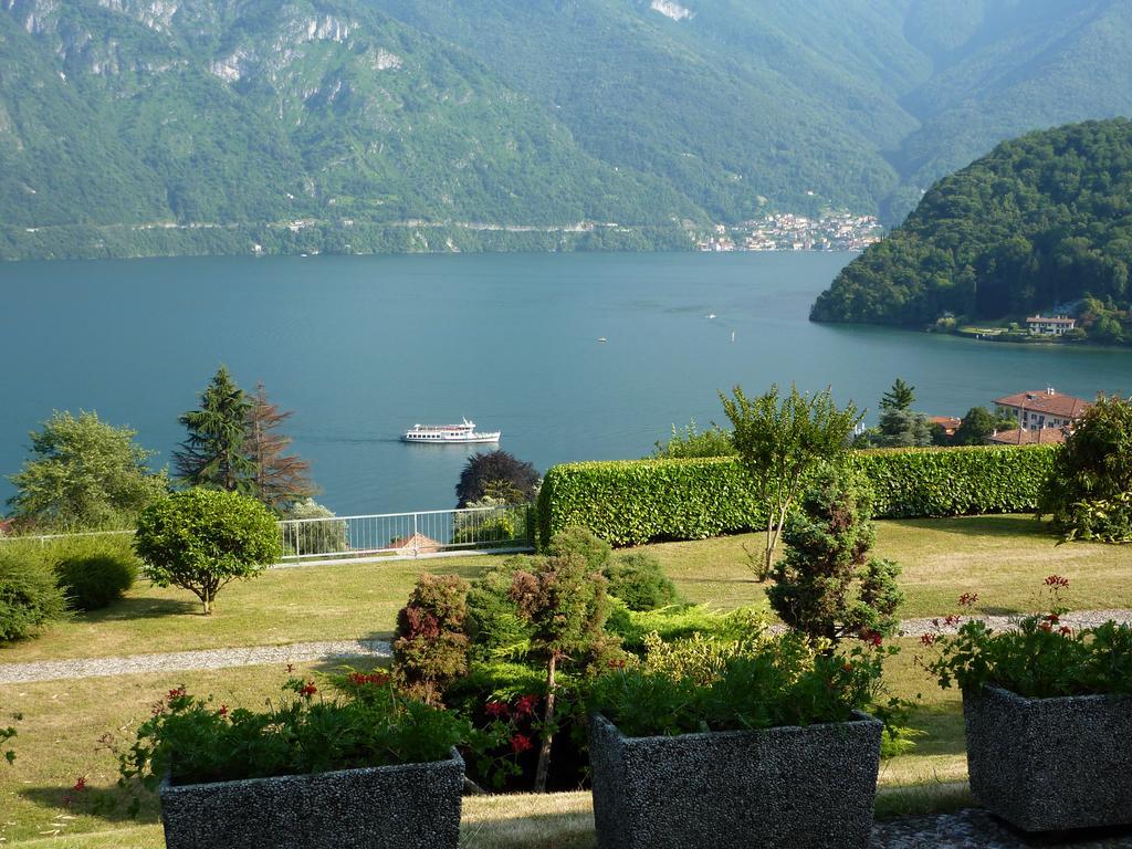 Apartment Bella Vista In Mezzegra With Pool Sleeps 6- By Italian Apartments 외부 사진
